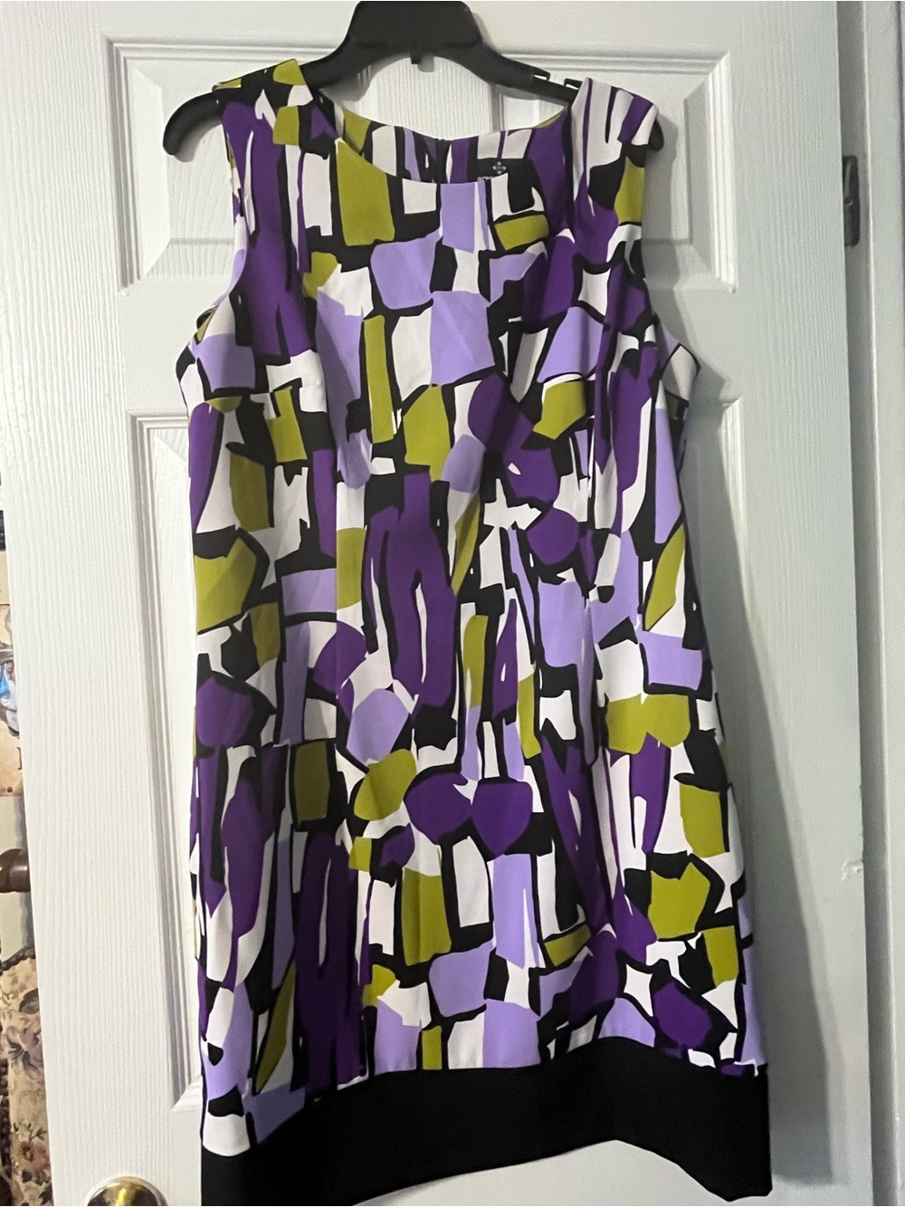 Sleeveless Abstract Print Shift Dress in Purple, Olive & White Ronni Nicole